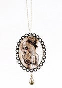 Image of "Voyage Queen" Cameo + Print Set [Limited Edition]