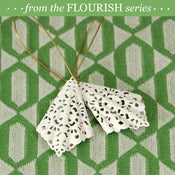 Image of EARRINGS - white - filigree - vintage
