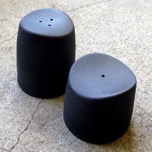 Image of ripple salt + pepper set