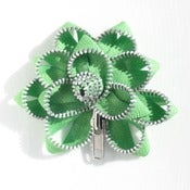 Image of Zipper Pin SALE lime/silver
