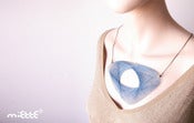 Image of spiro singel ellipsoid necklace