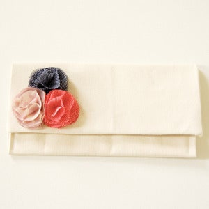Image of Clutch Me