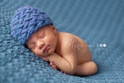 Image of Newborn Weavelett Hat - Classic
