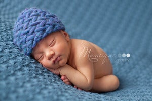 Image of Newborn Weavelett Hat - Classic