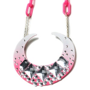 Image of DOLLY BARF NECKLACE