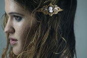 Image of RETIRING - Snow White's Hair Barrette