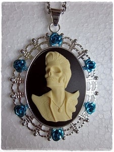 Image of El Vez necklace