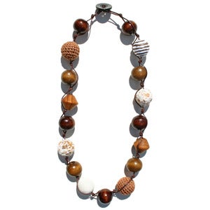 Image of Chestnut String Necklace