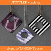 Image of NECKLACE - salvaged - purple - pendants