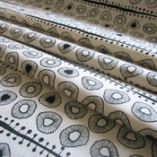 Image of Daisies hemp/organic cotton fabric - black