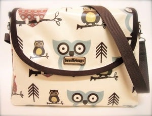 Image of iSacha Purse - Designed to Carry Your iPad in Style!