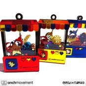 Image of Onch Movement Toy Crane Machine Necklace
