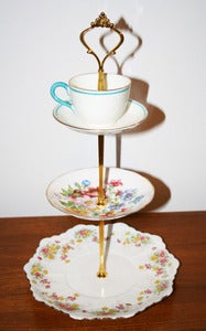 Image of 3 Tier 'Breakfast at Tiffanys' White Floral Teacup Cupcake Stand