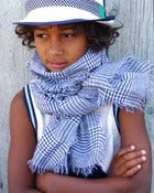 Image of Chèche à carreaux bleu marine. Sold out