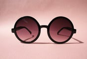 Image of ROUND Black Sunnies
