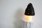Image of Lampe champignon petit modèle rouge, orange,noir ou bleu