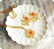 Image of The tree of life necklace + earrings