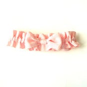 Image of Elegant Bow Garter in ballet pink vintage ribbon