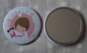 Image of Miroir Modèle Fille à la poupée - 75 mm