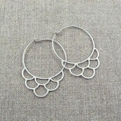 Image of small zinn hoops - silver