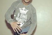 Image of SEEING BEAUTY CREW 