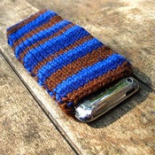 Image of Deep Sea Blue iPhone/iPod Snuggle