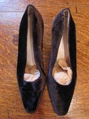 Image of Giorgio Armani Brown Velvet 90s pumps SZ 39 NOW 40% off