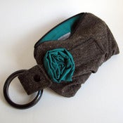 Image of Black & White Tweed Bracelet Handbag