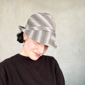Image of Convertible hat adjustable size : houndstooth ultrasuede Salmagundi