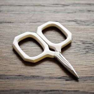Image of Kelmscott Designs : Little Gems White Scissors