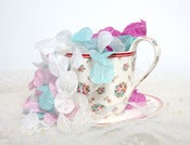 Image of Guirlande en papier de soie / silk paper garland