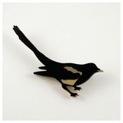 Image of Magpie Brooch *coming soon*