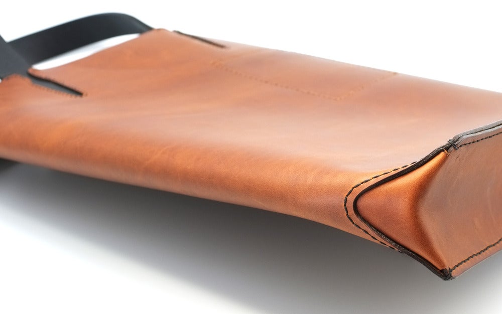Image of Tote 061