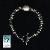 Image of SIGNATURE - Single Pearl with Sterling Bracelet