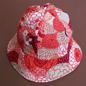 Image of JaPaNeSe ReD BloSSoM sun hat for baby/ toddler