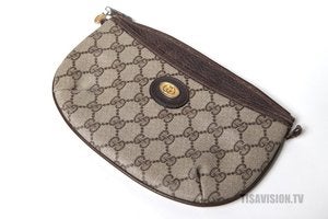 Image of VINTAGE GUCCI WALLET