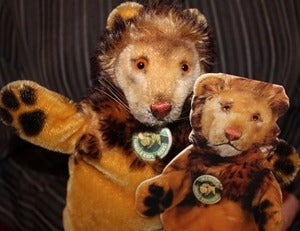 Image of Vintage Steiff Lion Puppet