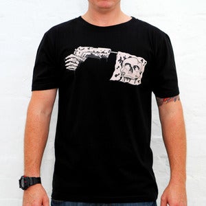 Last Port - Gun Flag Tee