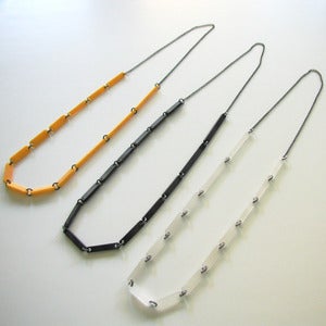 Image of LINK_SOLID long single-strand necklace
