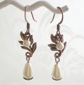 Image of Grace Leaf Earrings (copper)