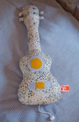 Image of Petit ukulélé boîte à musique * collection "Étoile, nuances de gris"