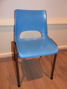 Image of Chaise de maternelle 70's
