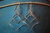 Image of Silver geometric wavy squares earrings