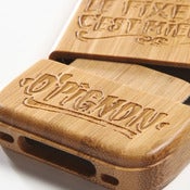 Image of "Coque iPhone4 Bamboo"