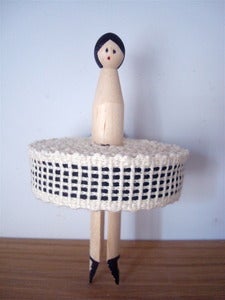 Image of Vintage Braid Peg - cream/black