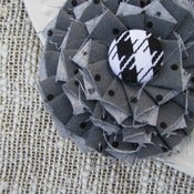 Image of Houndstooth: Flower Clip