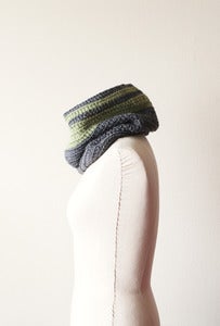 Image of Cozy Cowl in Oxford and Key Lime