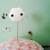 Image of baked pin - head in the clouds