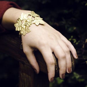 Image of Evergreen Ivy vintage Brass Bracelet 