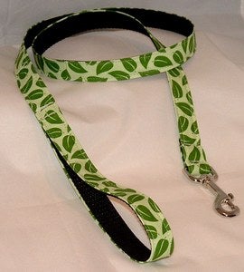 Image of Green on Green Dog Leash in the category  on Uncommon Paws.